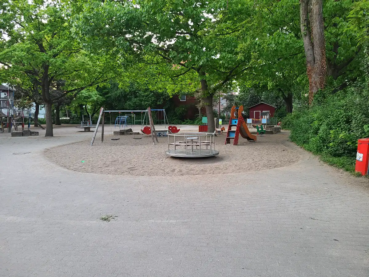 Spielplatz Schwalbenstraße