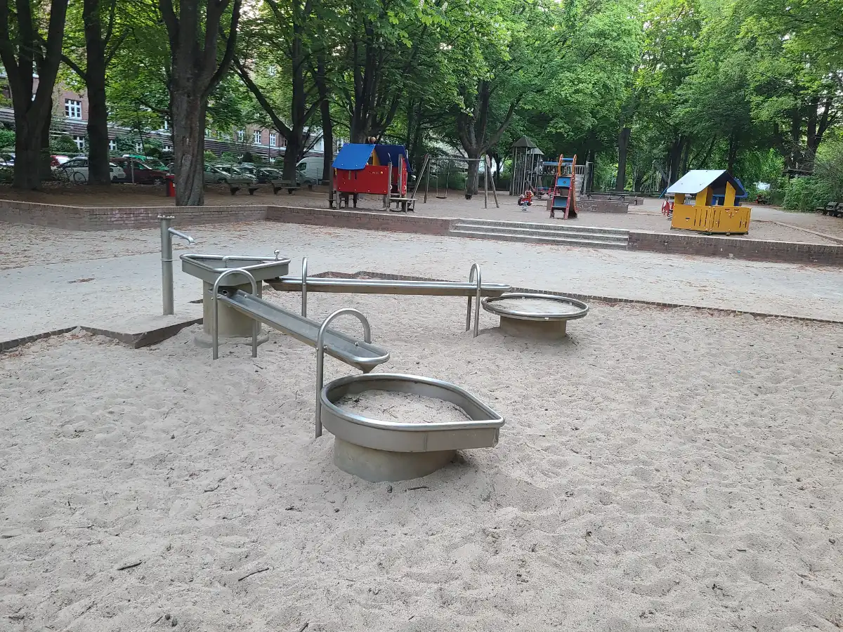Spielplatz Schwalbenplatz